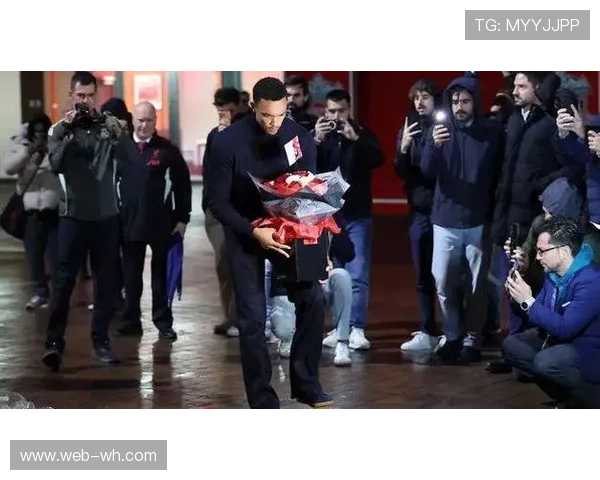 阿诺德首度以对手身份重返安菲尔德，全场嘘声中皇马憾负